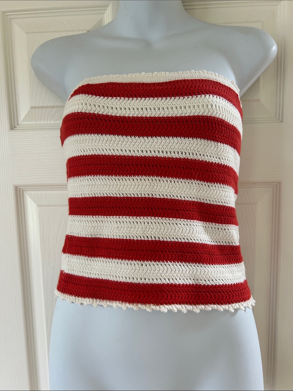 NWT Abercrombie & Fitch Red and White Striped Crochet Tube Top
